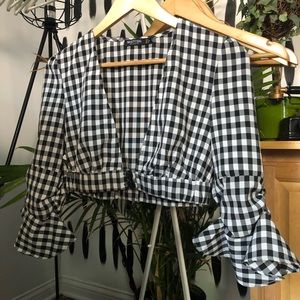 Black and White Picnic Pattern Crop Top